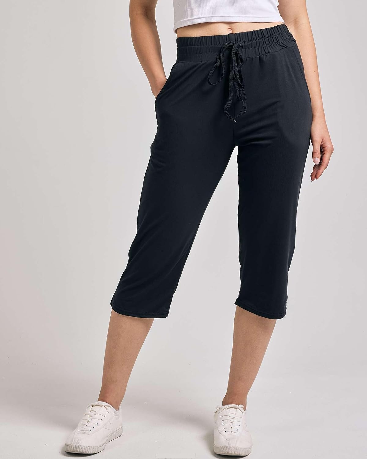 image:image3 Pack Womens Capri Pants Athletic Casual Sweatpants Summer Yoga PocketsSet 3