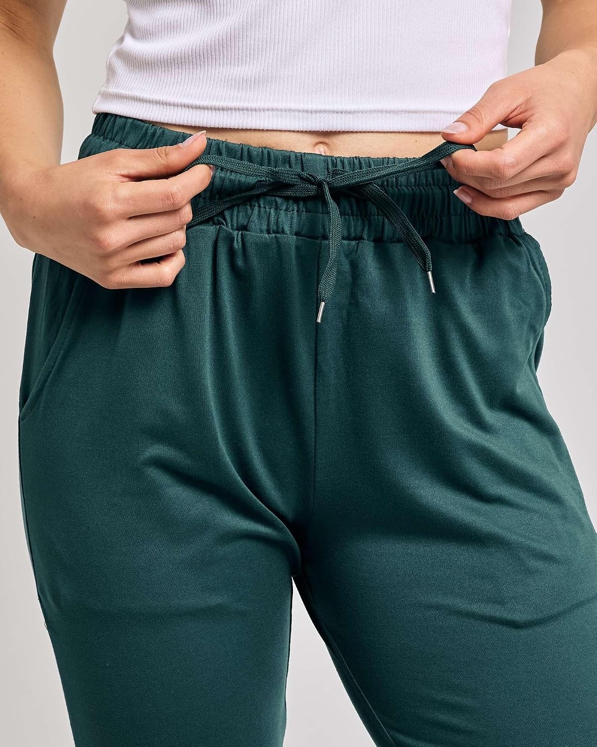 image:image3 Pack Womens Capri Pants Athletic Casual Sweatpants Summer Yoga PocketsSet 3