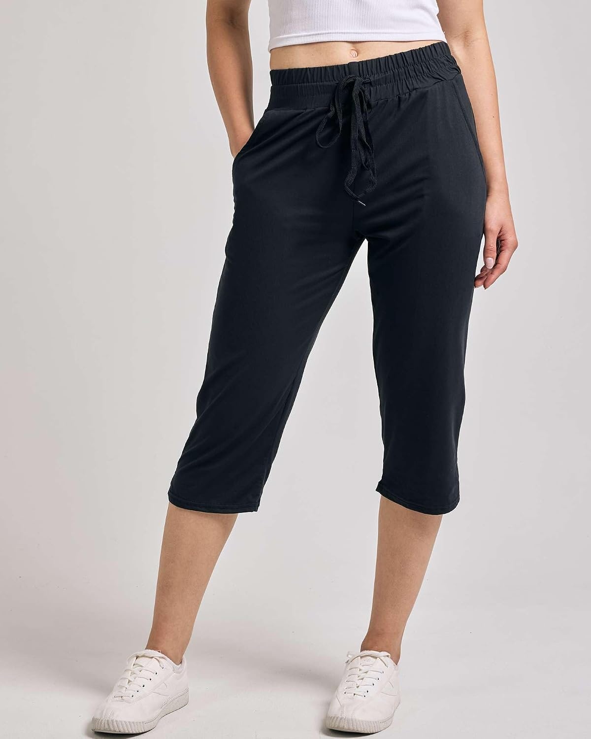 image:image3 Pack Womens Capri Pants Athletic Casual Sweatpants Summer Yoga PocketsSet 4